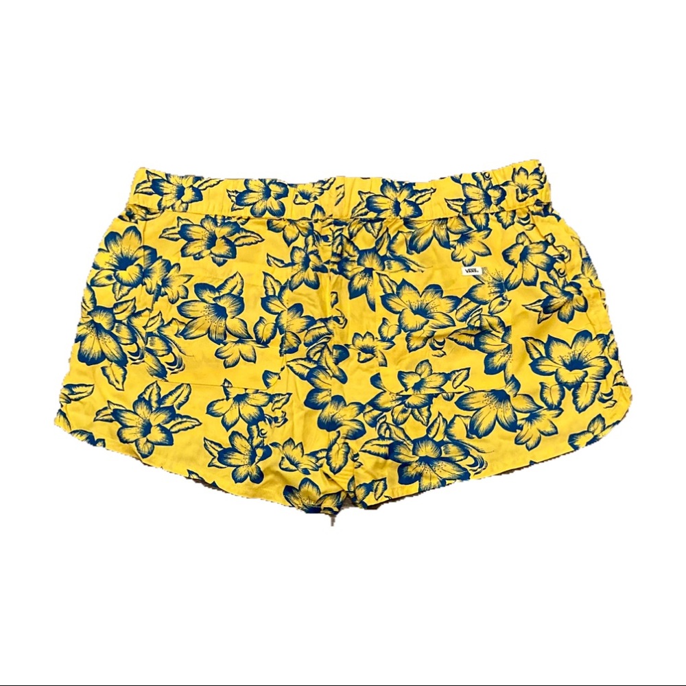 NWT Vans Women’s Janek Floral Shorts - Picture 2 of 2